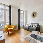 Urbanflat 34 - Beautiful 3 Bedrooms Paris Louvre