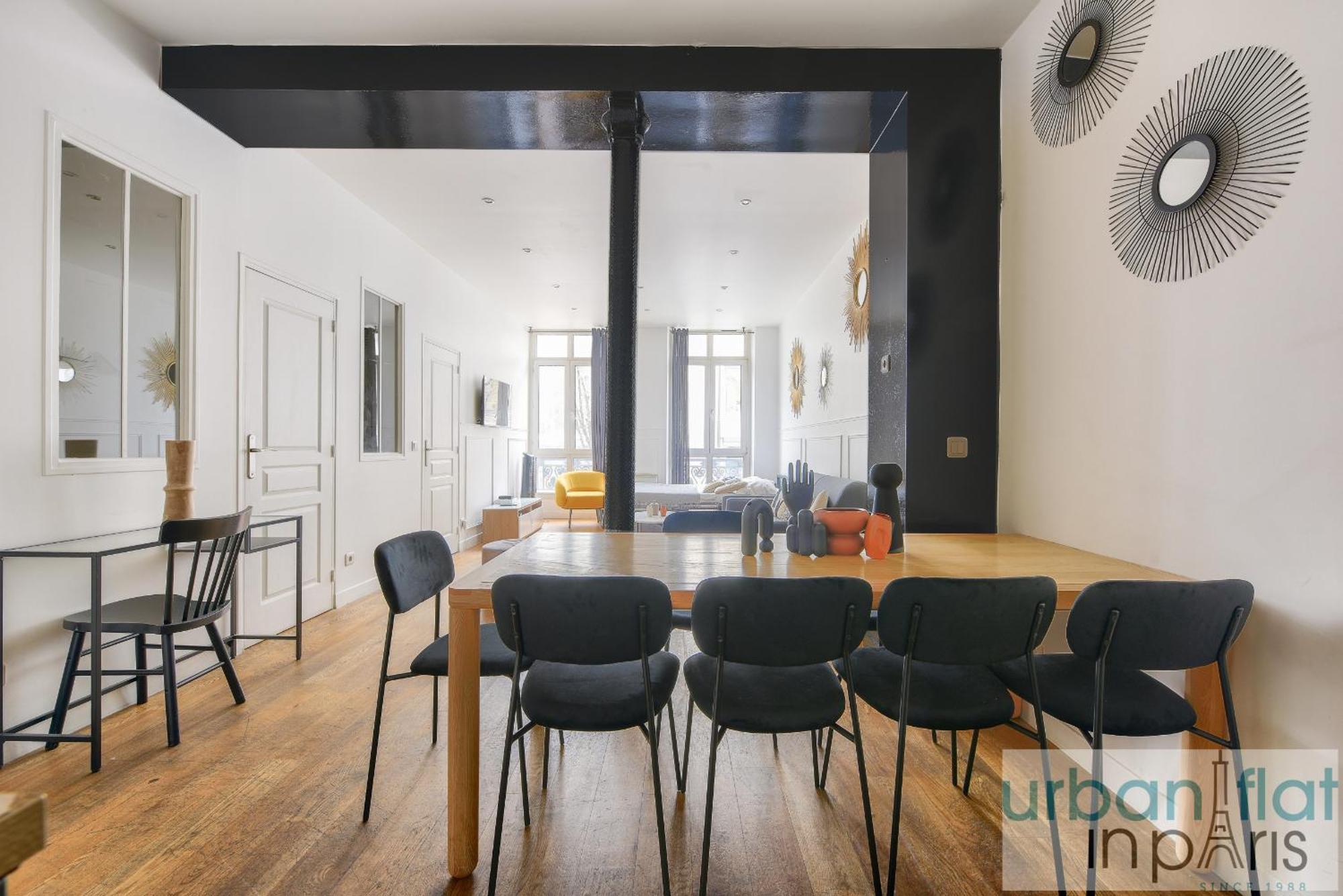 Urbanflat 34 - Beautiful 3 Bedrooms Louvre Apartment *